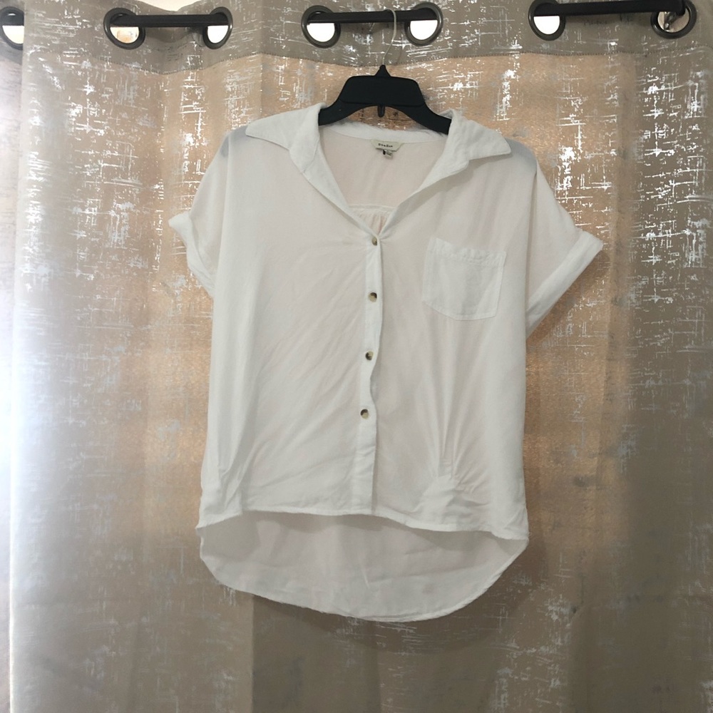 white button down blouse